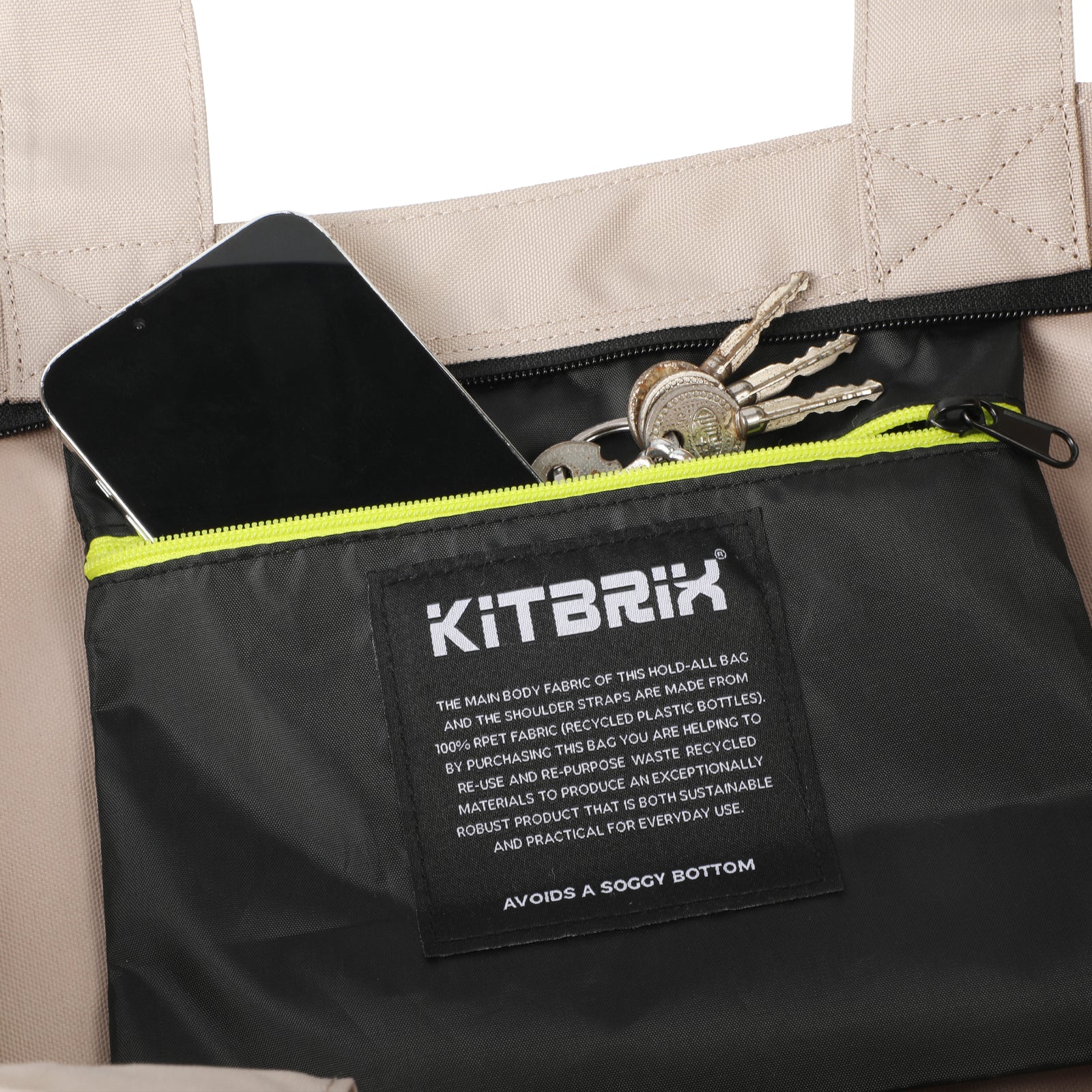 Tote bag with a secret pocket for storing valuables discreetly and safely