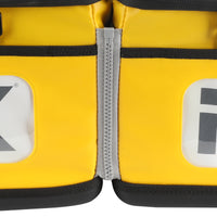 Close-up of the zip system connecting the two components of the transition bag.