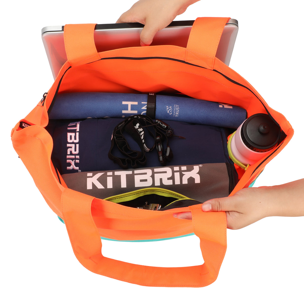 Spacious camping tote bag with a waterproof base to store everything from tents to food, keeping your gear dry