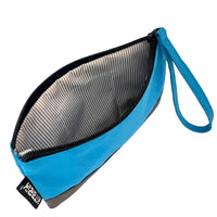 Durable duo-color pouch for pocket-handkerchiefs, perfect for on-the-go storage.