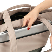 Chic and practical tote bag for work, featuring a spacious main compartment and padded laptop pocket