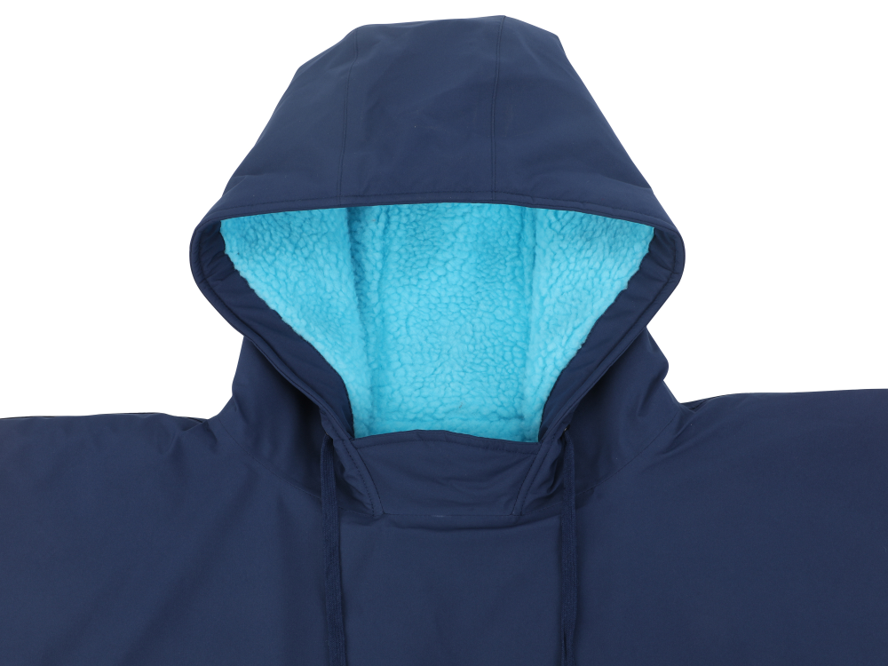 Poncho Adjustable hood which can keep warm very well