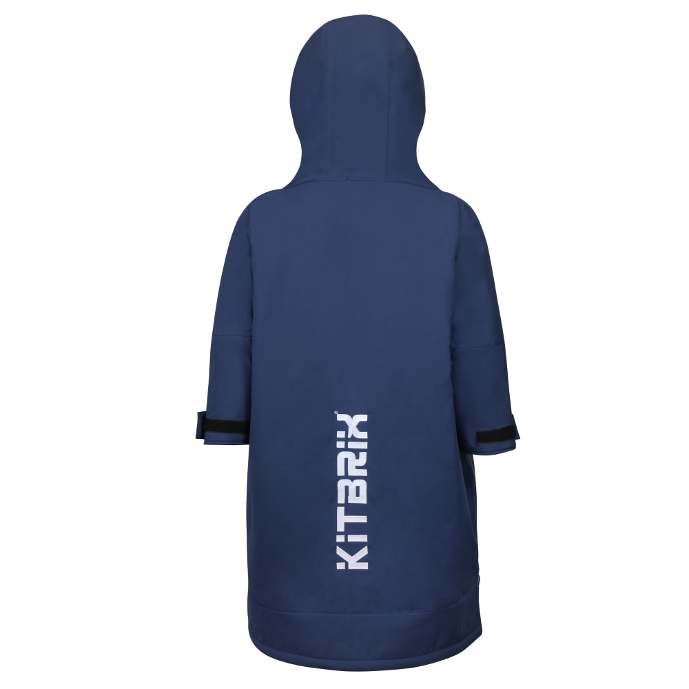 dry robe allows room for pulling arms in, keeping warm and drying off